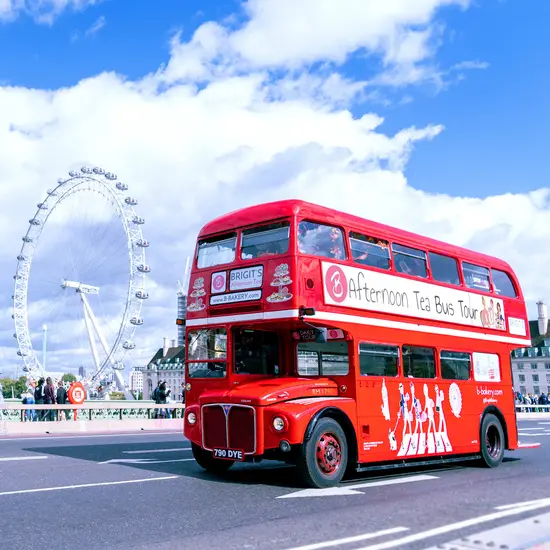 Afternoon Tea Sightseeing Bus London 1