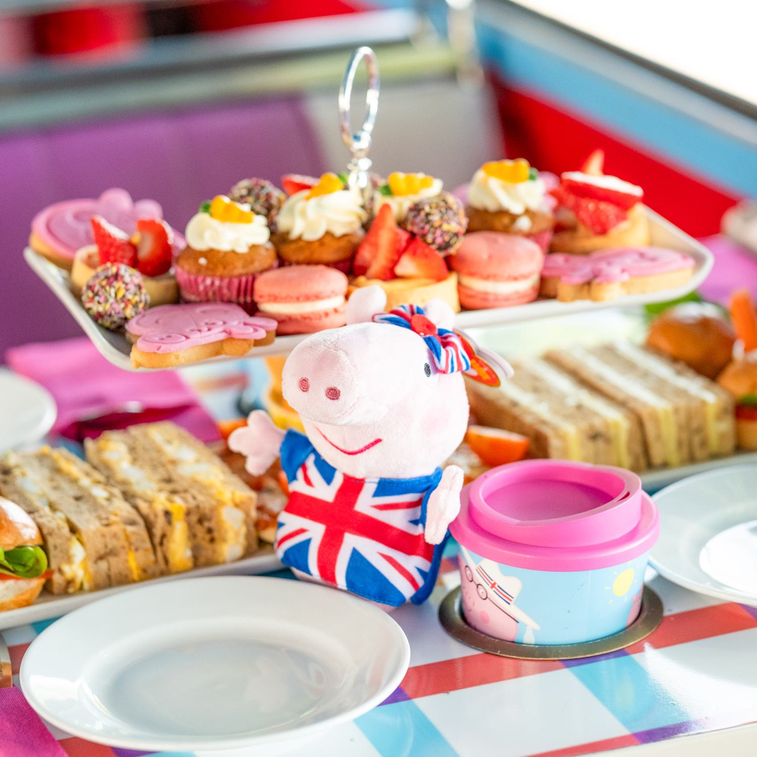 The Best Afternoon Tea London Kids Tours: Peppa Pig Afternoon Tea Bus Tour