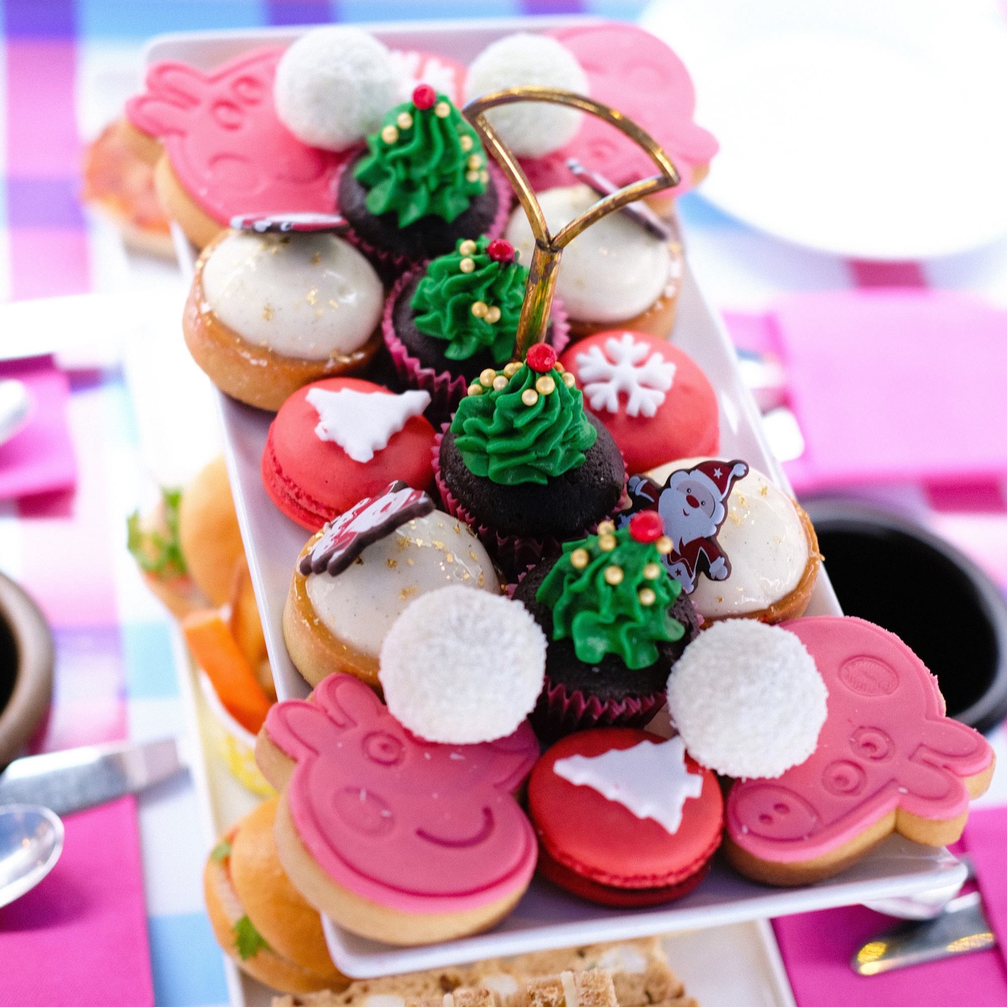 Christmas afternoon tea ideas - Peppa Pig Christmas Bus Tour
