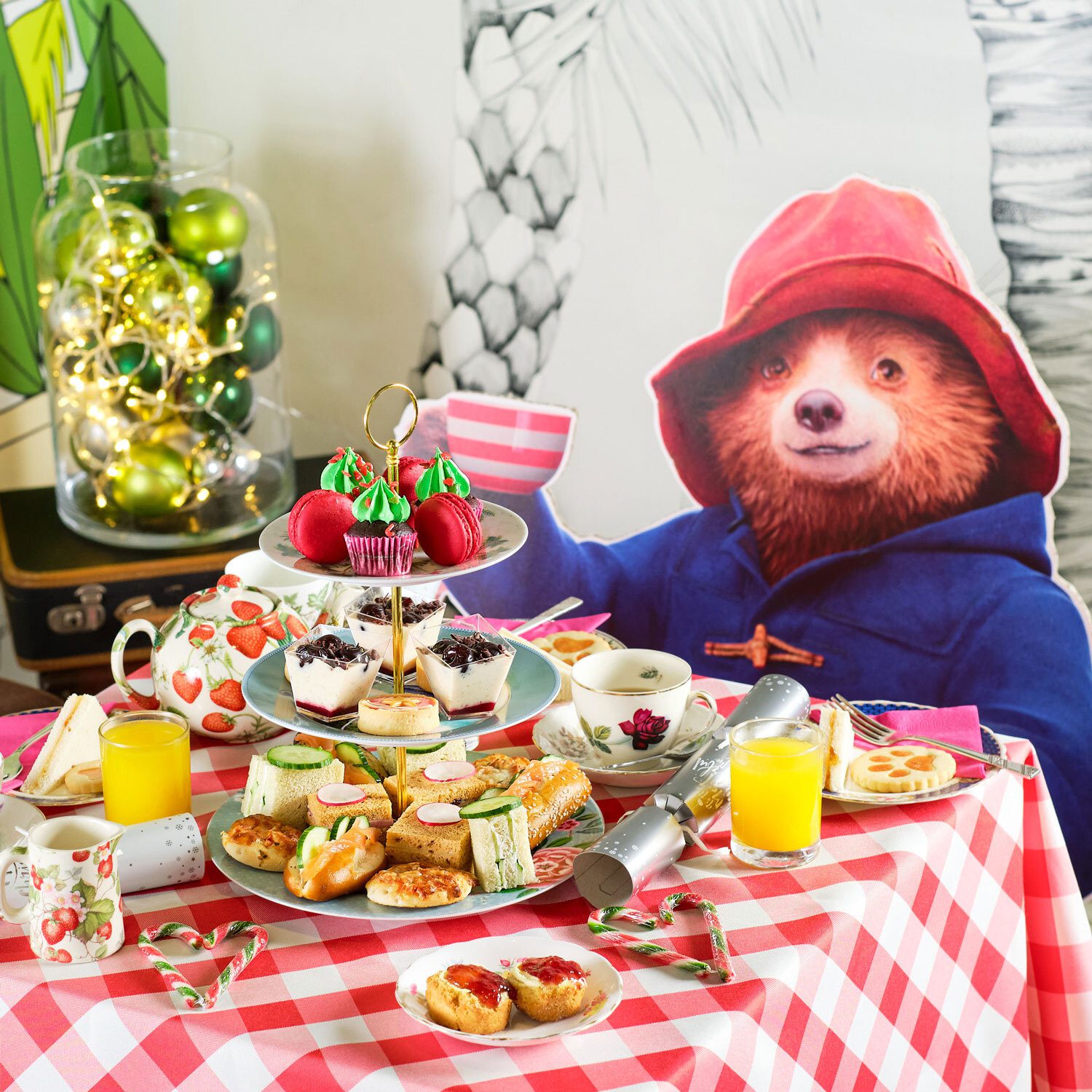 Best London Gift Experiences: Paddington Afternoon Tea Covent Garden